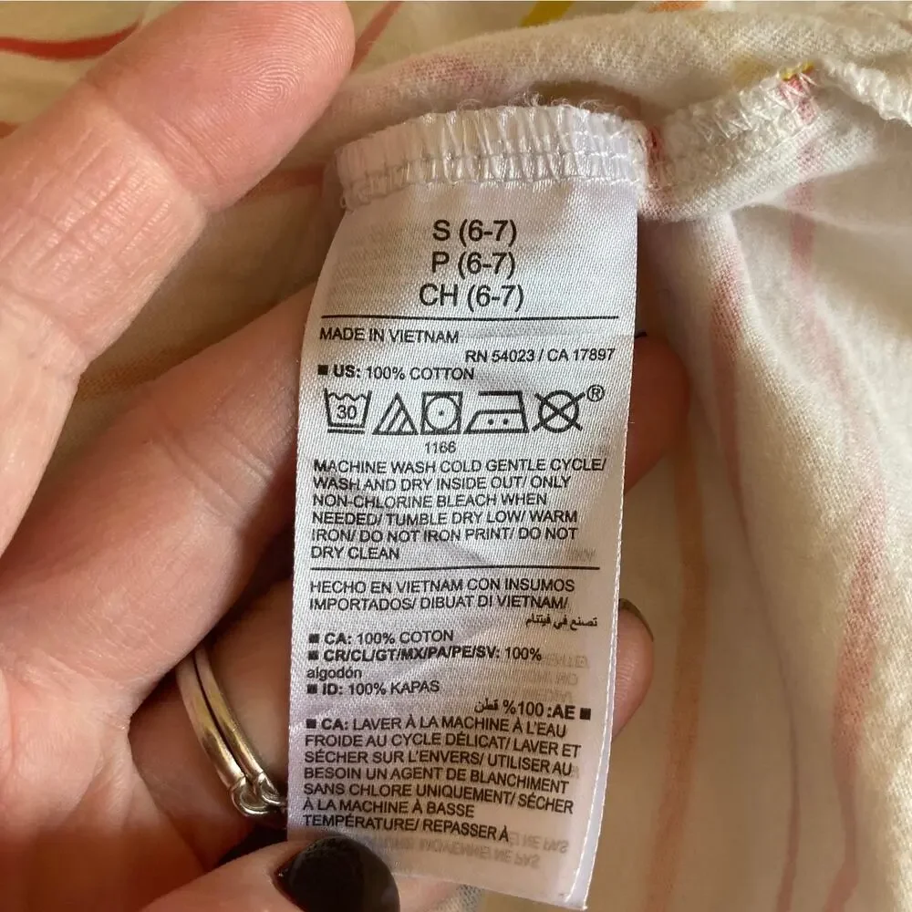 Old Navy Striped Girls Tee, Size 6-7